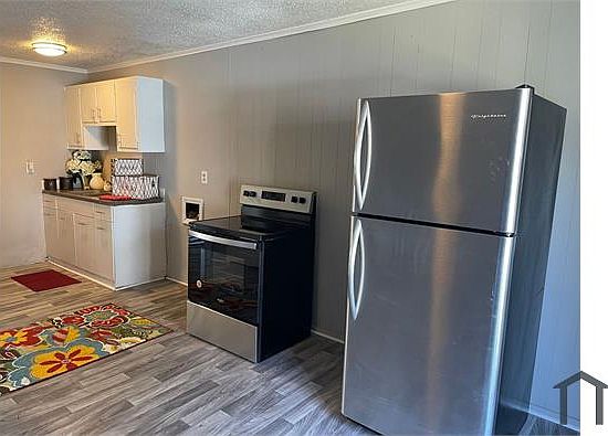 2nd image of 320 Osceola St APT 9