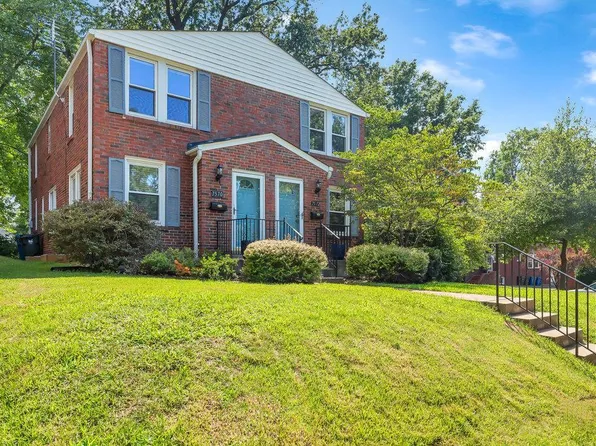 7570 Hoover Ave, Saint Louis, MO 63117