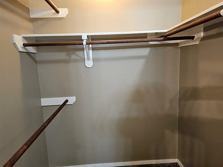 27182 Kings Manor Dr S — Photo 23