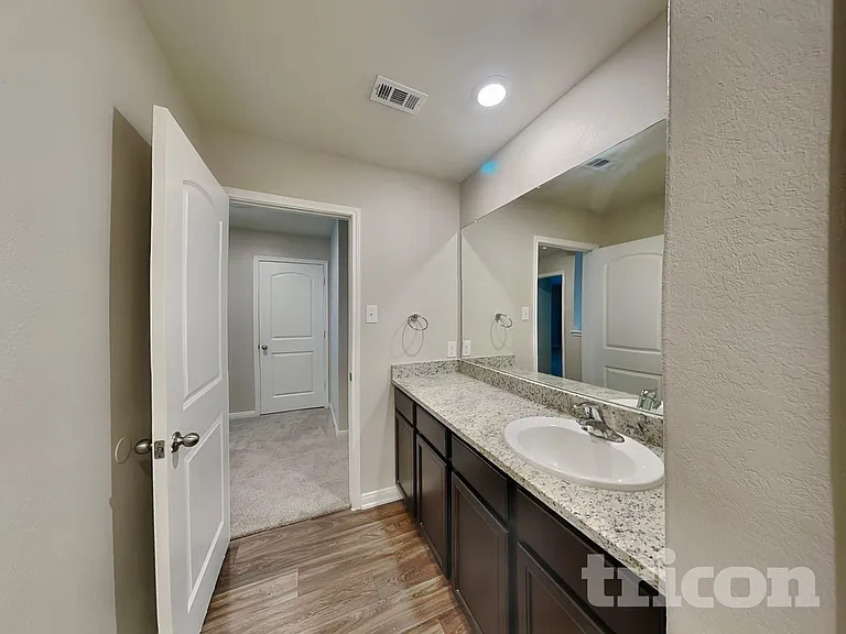 3022 Citron Gdn — Photo 17
