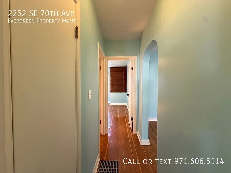 2252 SE 70th Ave — Photo 18