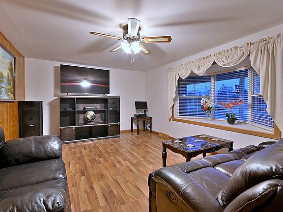 5th image of 10N836 Maple St