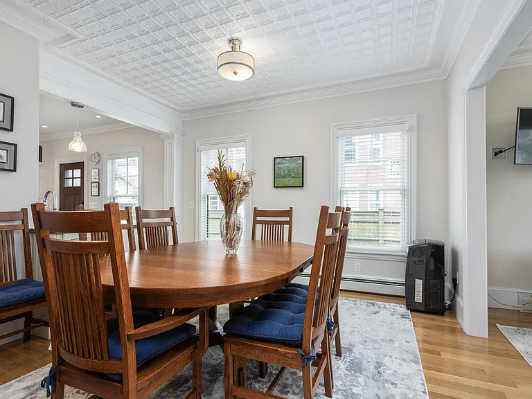 176 Beacon St #2 — Photo 11