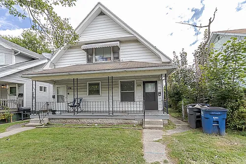 571 Howland Ave Photo 1