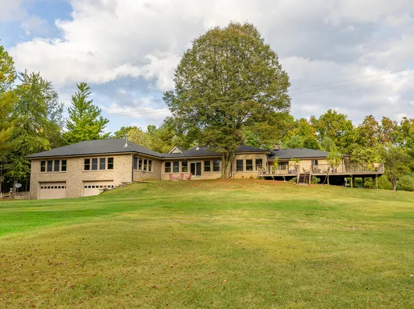 7847 Scully Rd, Dexter, MI 48130