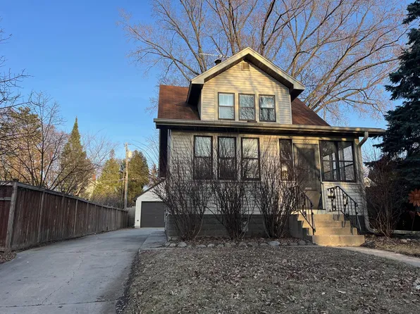 680 Macalester St, Saint Paul, MN 55116