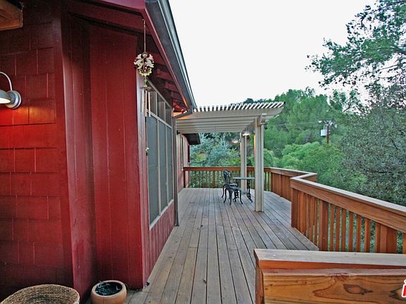 3rd image of 2400 Topanga Skyline Dr