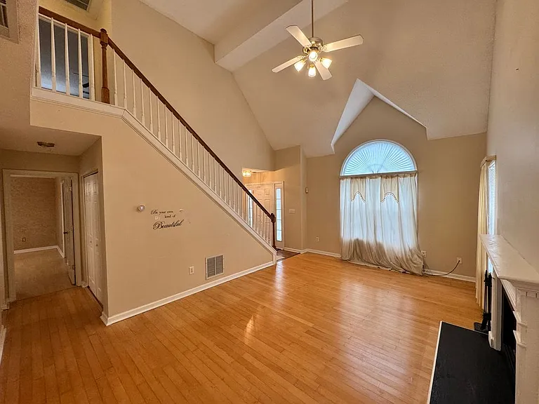 2025 Baramore Oaks Dr — Photo 8