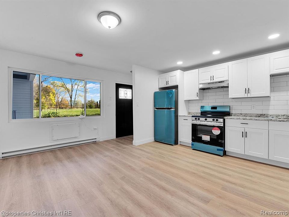 44 Highland St #8, photo 16