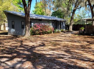 102 Arden Ave, Interlachen, FL 32148