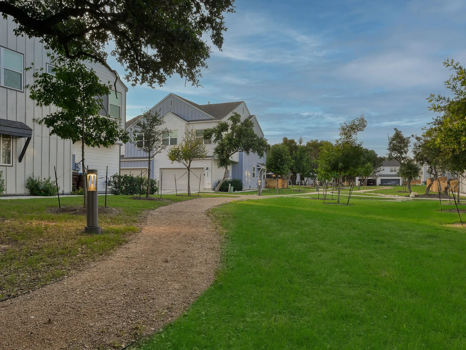 Farm Haus Luxury Rental Homes — Photo 2