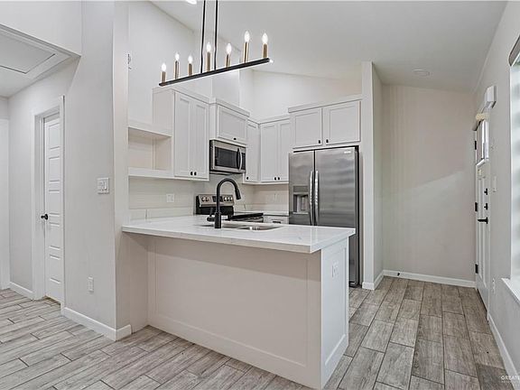 5th image of 3401 N L St #D