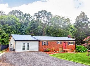 1805 Killian Ave, Newton, NC 28658