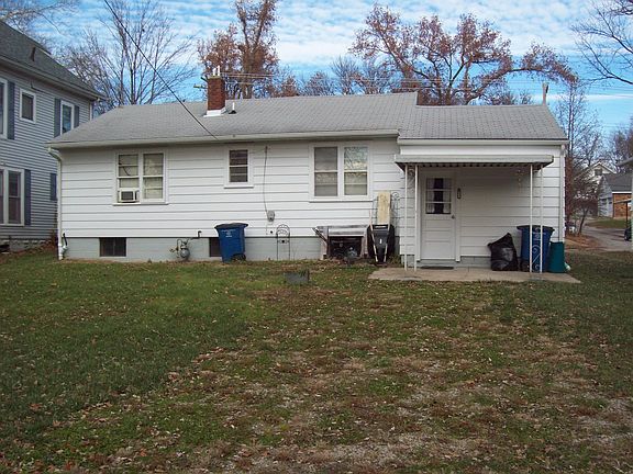 2nd image of 804 E College Ave