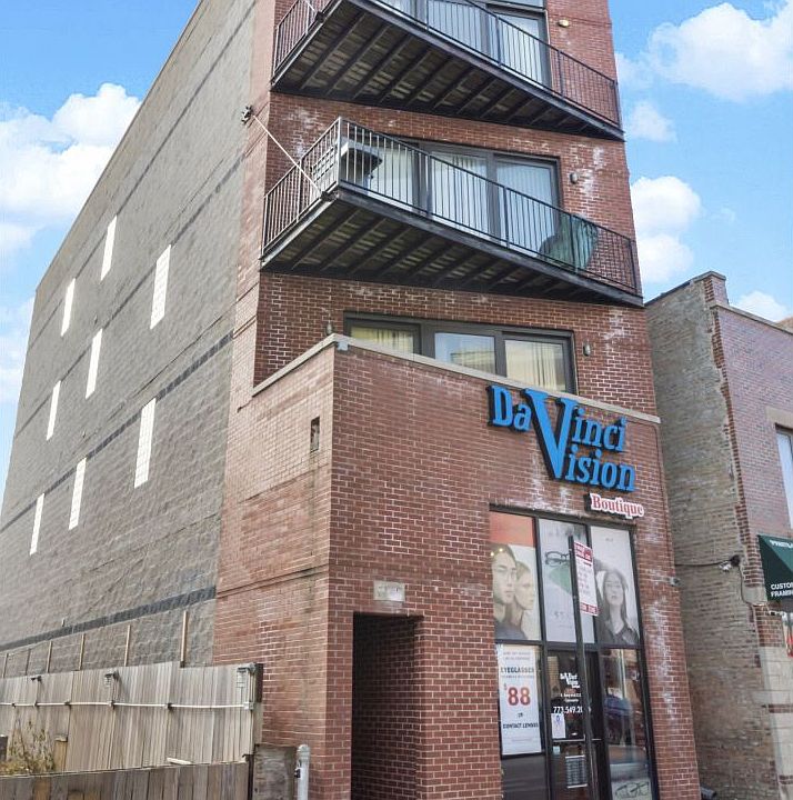 1st image of 1449 W Fullerton Ave APT 3