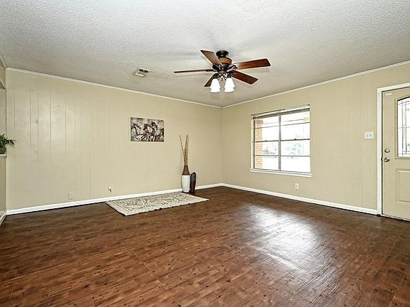 4th image of 601 S Donohoe St