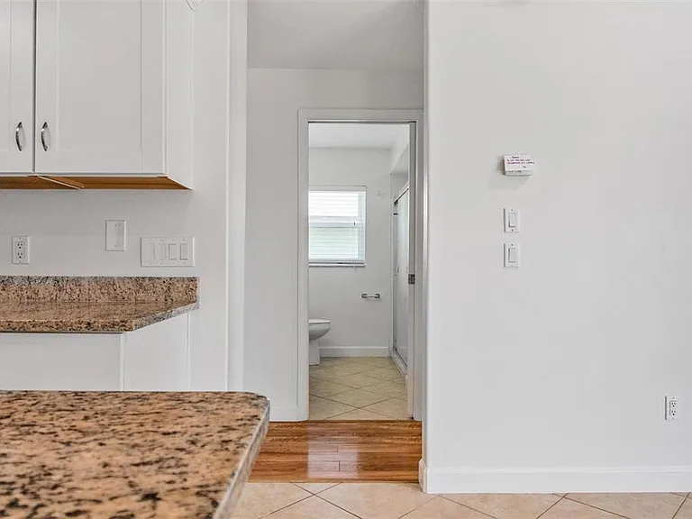 231 Wellington Dr — Photo 35