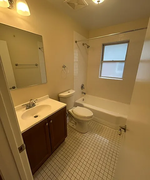 115 W Ash St #3 — Photo 12
