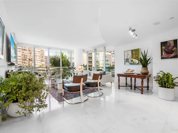 1331 Brickell Bay Dr APT 408, Miami, FL 33131