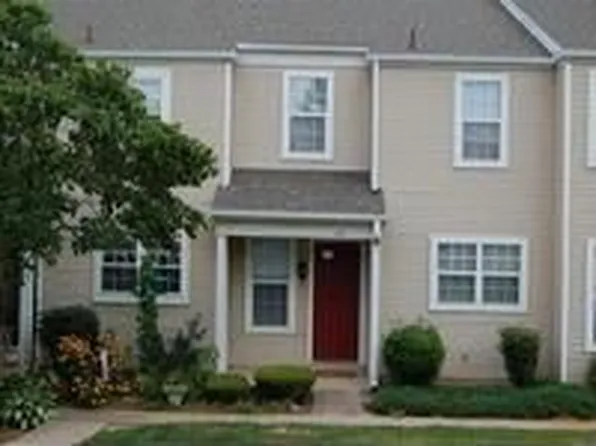 1311 Cambridge Ct #U-0231, Palmyra, PA 17078