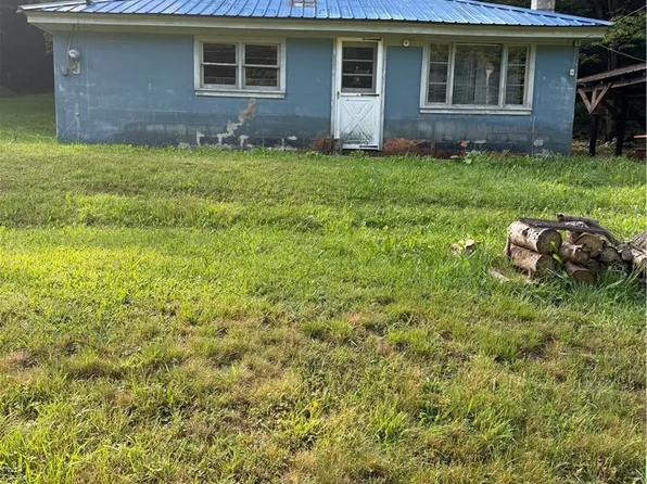 14 Turkey Nob Ln, Coudersport, PA 16915