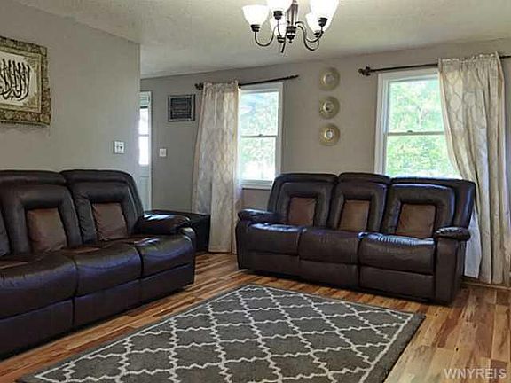 3rd image of 36 Boswell Pl