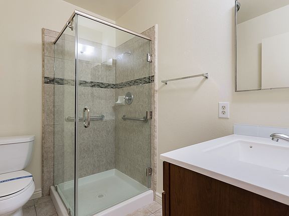4th image of 22709 Palm Ave Unit E
