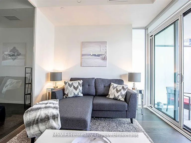 5 Soudan Ave #1512 — Photo 3