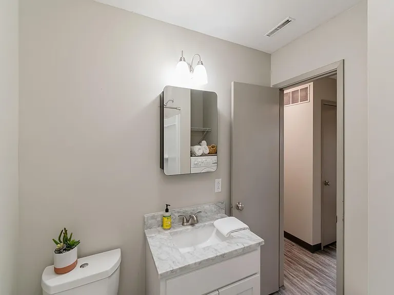 612 S 16th St #31 — Photo 7