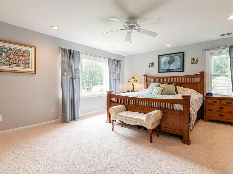 7322 Ronald St — Photo 13