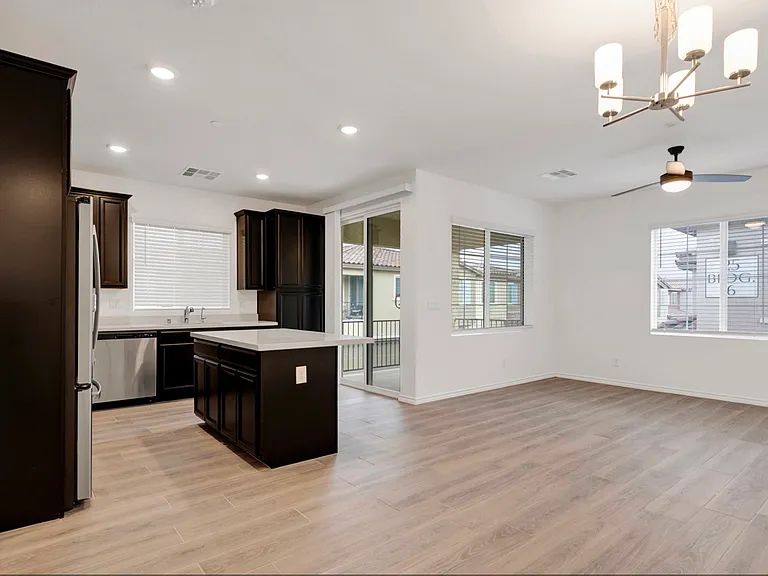 25 Barbara Ln #2 — Photo 7
