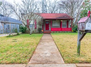 712 E Neches St, Palestine, TX 75801
