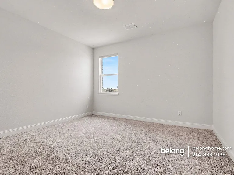905 Sicily Blvd — Photo 17
