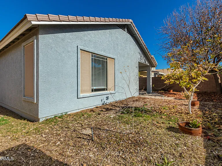 3441 E Bruce Ave — Photo 35