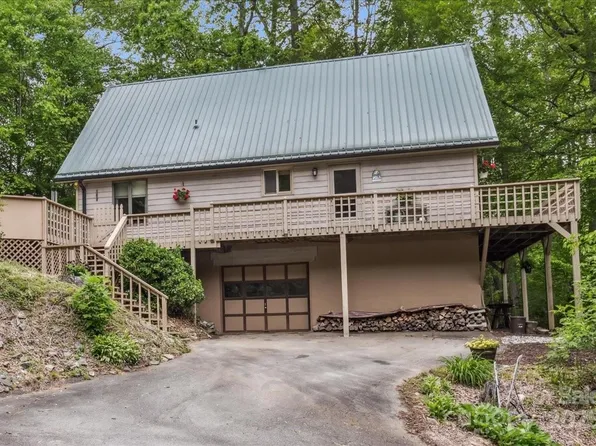 256 W Ridge Dr, Burnsville, NC 28714