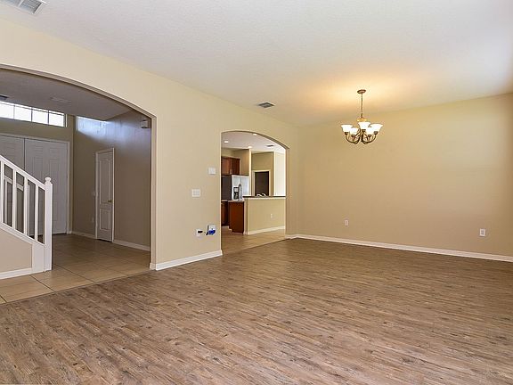 5th image of 3290 Fawnwood Dr