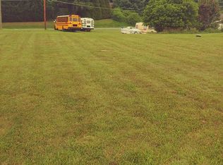 2011 Bob White Blvd, Pulaski, VA 24301