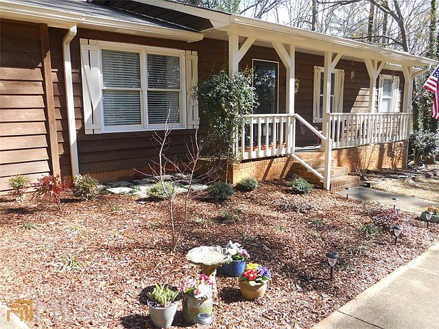 1st image of 1546 Ember Cir