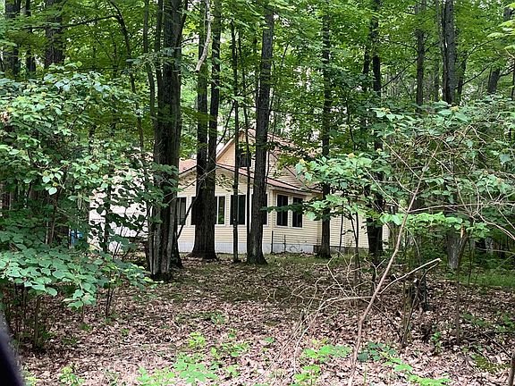 2nd image of 425 Ridgedale Dr