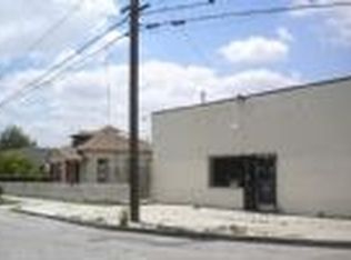 206 W O St, Colton, CA 92324