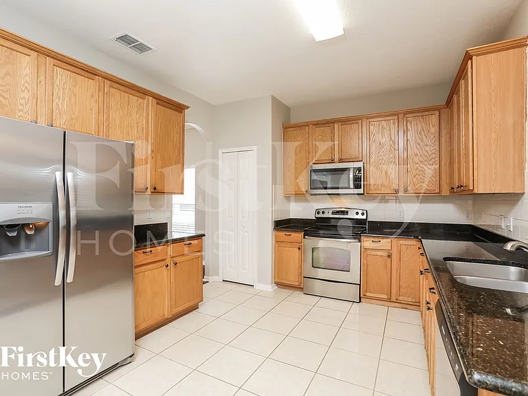 2216 Cerberus Dr — Photo 6