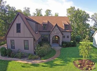 1924 Farnborough Dr, Midlothian, VA 23112