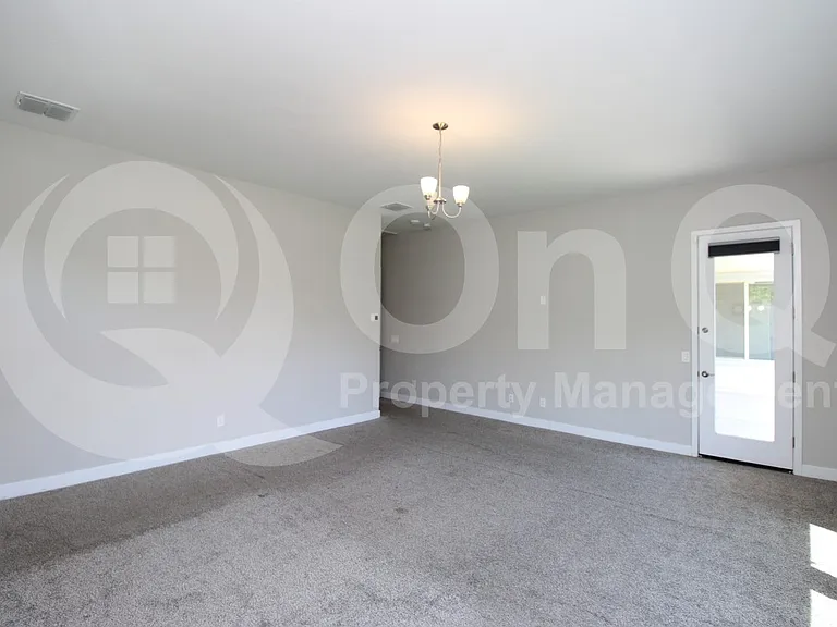10635 E Tumbleweed Ave — Photo 12