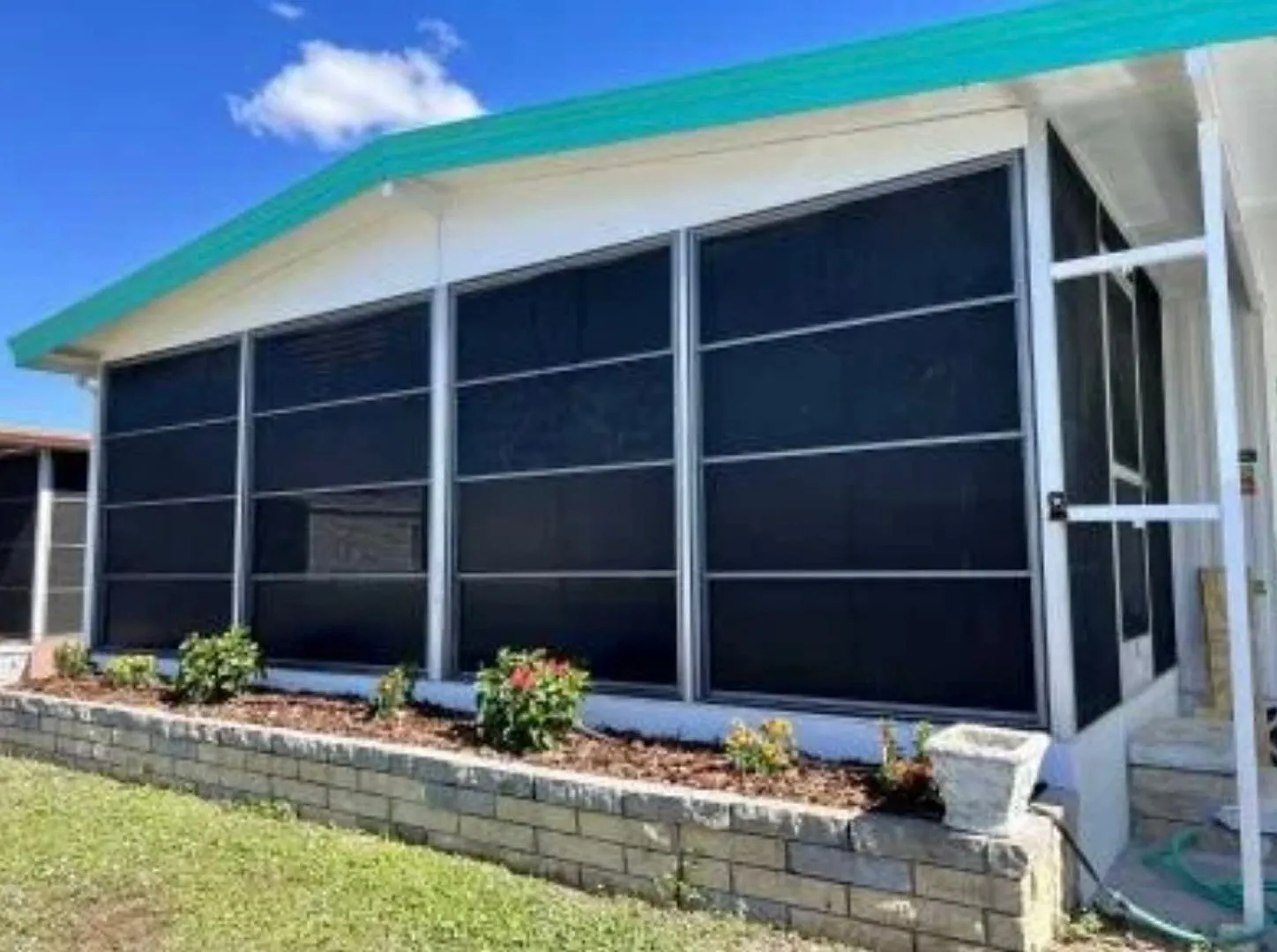Over 55 Community 2 Bedroom 2 Bathroom W/ Lanai — Photo 4