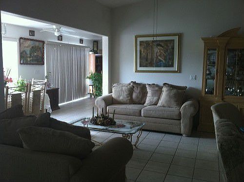 5th image of 1539 E Poplar Dr