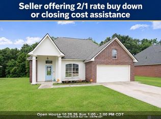 23883 Springhill Dr, Denham Springs, LA 70726
