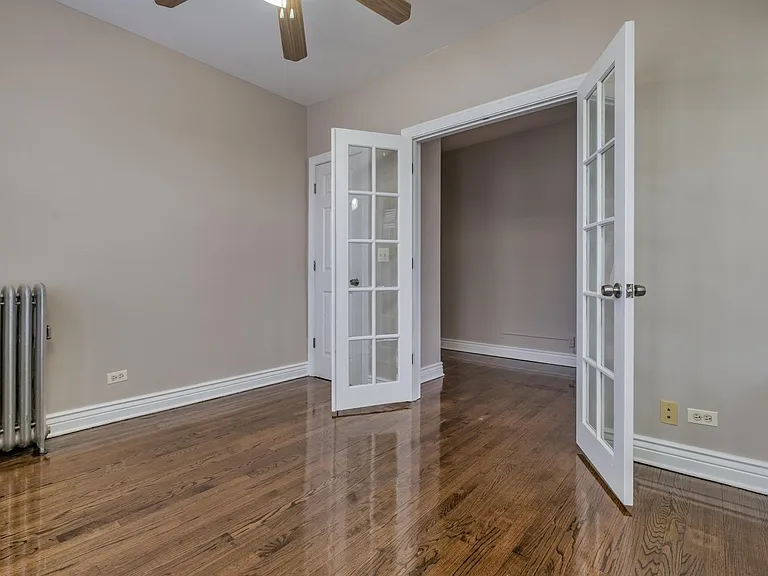 2450 W Addison St #2A — Photo 14