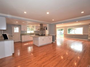 5416 Peacock Ln, Riverside, CA 92505