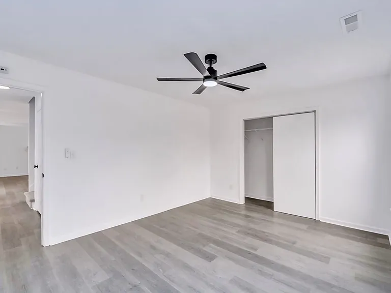 3801 Buchanan Dr — Photo 7