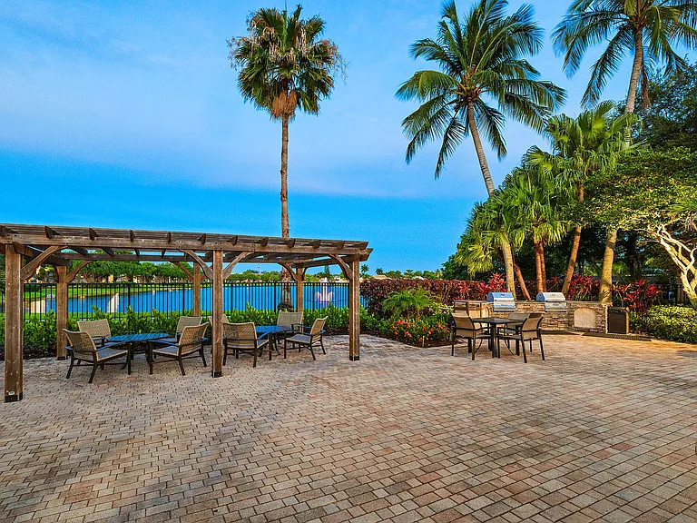 The Palms at Davie — Photo 25